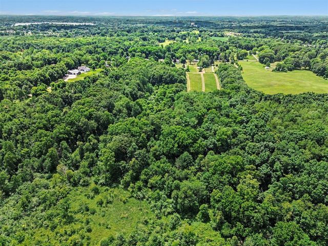 4794 Seymour Road, Jackson, MI 49201