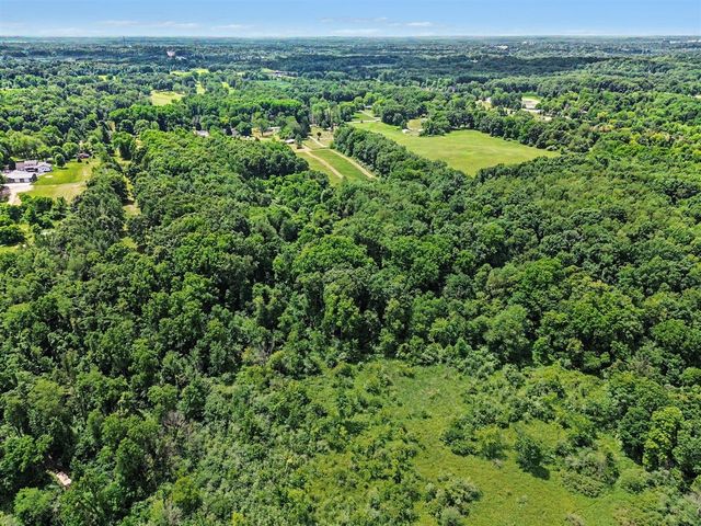 4794 Seymour Road, Jackson, MI 49201