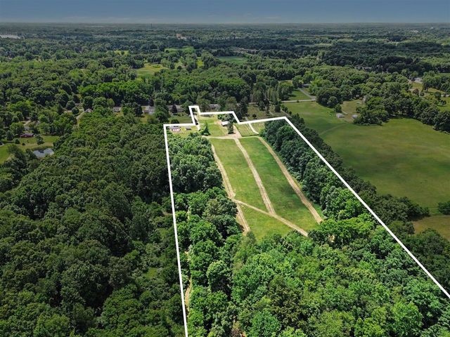 4794 Seymour Road, Jackson, MI 49201