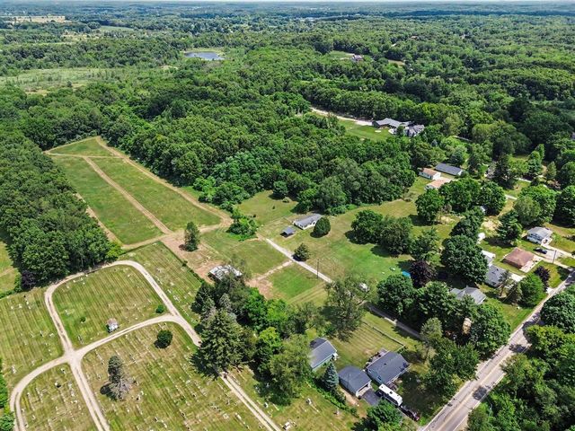 4794 Seymour Road, Jackson, MI 49201