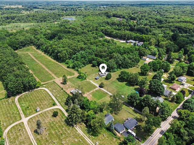 4794 Seymour Road, Jackson, MI 49201