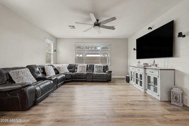 18352 W KENDALL Street, Goodyear, AZ 85338
