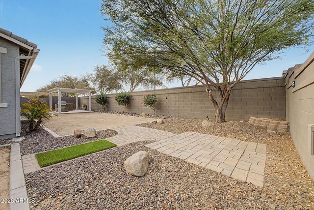 18352 W KENDALL Street, Goodyear, AZ 85338