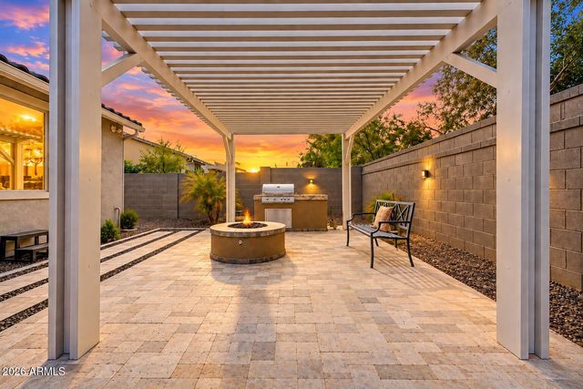 18352 W KENDALL Street, Goodyear, AZ 85338