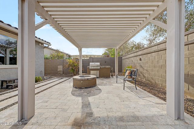 18352 W KENDALL Street, Goodyear, AZ 85338
