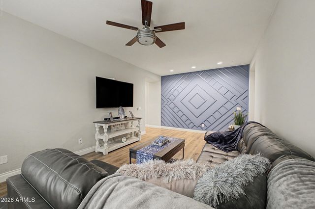 18352 W KENDALL Street, Goodyear, AZ 85338