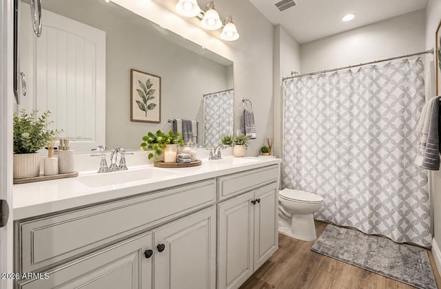 18352 W KENDALL Street, Goodyear, AZ 85338