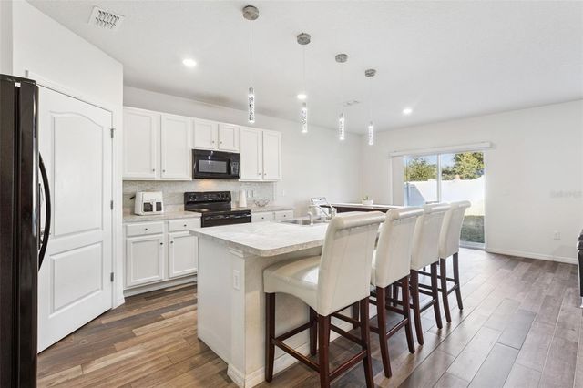 5974 CHURCHILL SQUARE WAY, Groveland, FL 34736