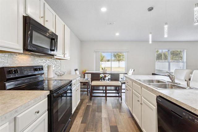 5974 CHURCHILL SQUARE WAY, Groveland, FL 34736