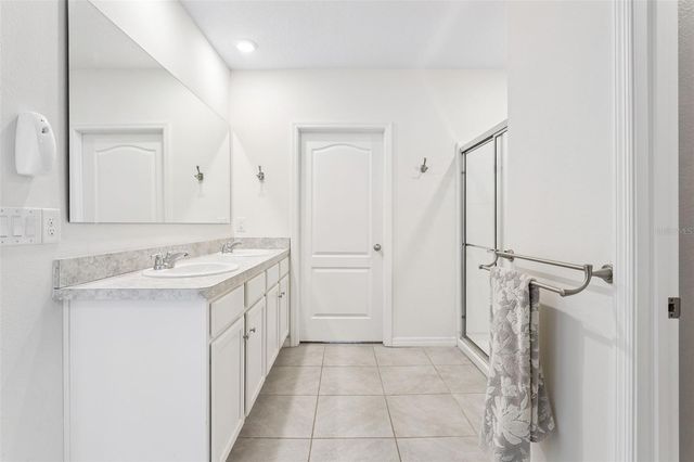 5974 CHURCHILL SQUARE WAY, Groveland, FL 34736