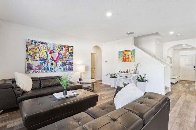 5974 CHURCHILL SQUARE WAY, Groveland, FL 34736