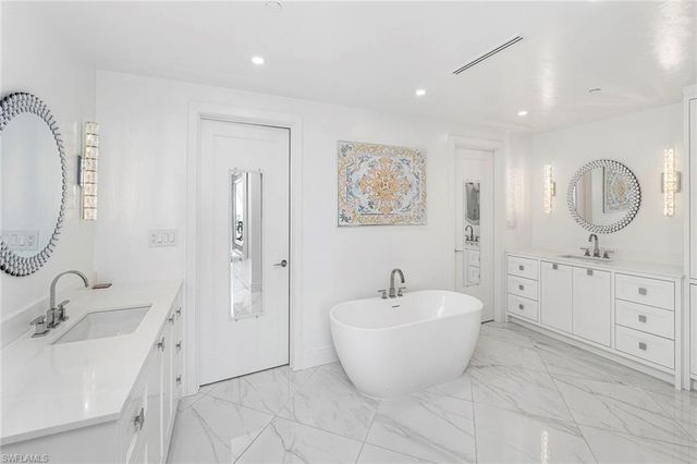 13945 Old Coast RD # 806, Naples, FL 34110