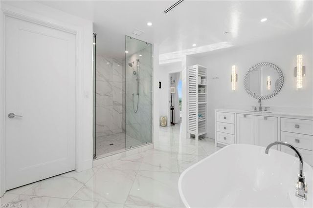 13945 Old Coast RD # 806, Naples, FL 34110