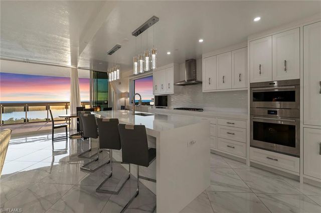 13945 Old Coast RD # 806, Naples, FL 34110