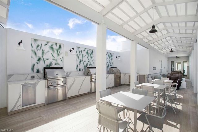 13945 Old Coast RD # 806, Naples, FL 34110