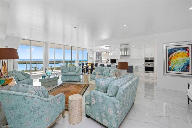 13945 Old Coast RD # 806, Naples, FL 34110