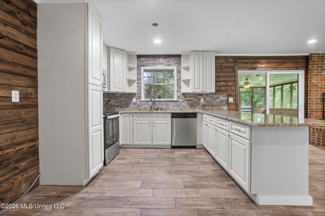2236 Brookside Drive, Gautier, MS 39553