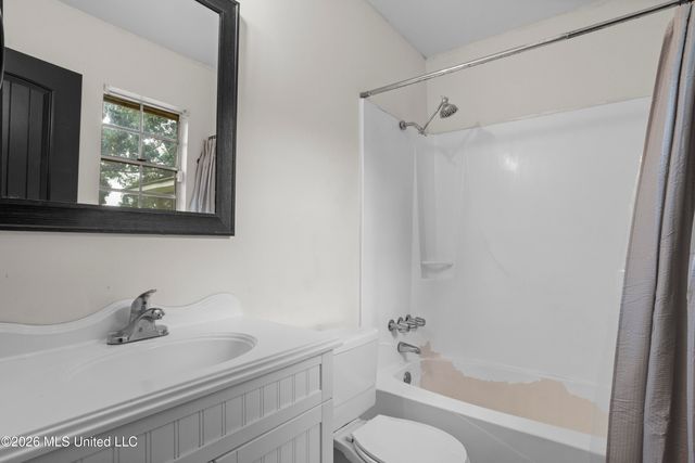 2236 Brookside Drive, Gautier, MS 39553