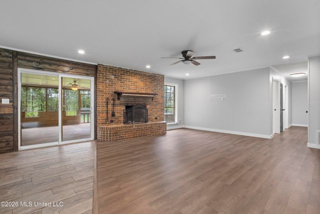 2236 Brookside Drive, Gautier, MS 39553