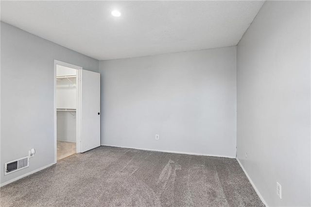 13907 Falkirk Circle, Grandview, MO 64030