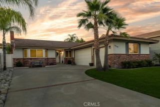 30189 Longhorn Drive, Canyon Lake, CA 92587