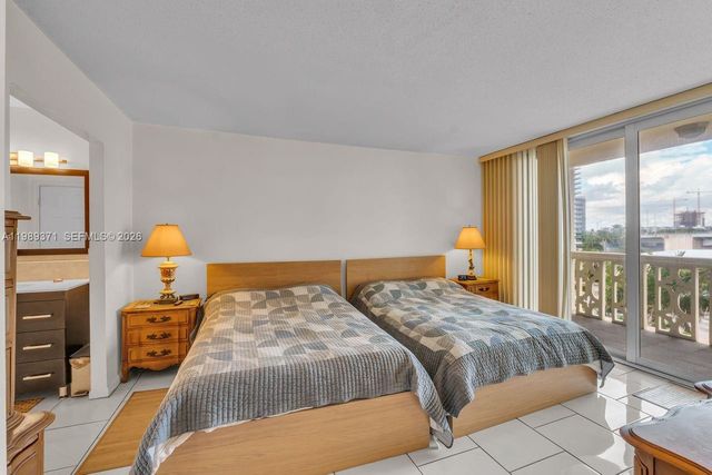 1825 S Ocean Dr 407, Hallandale Beach, FL 33009