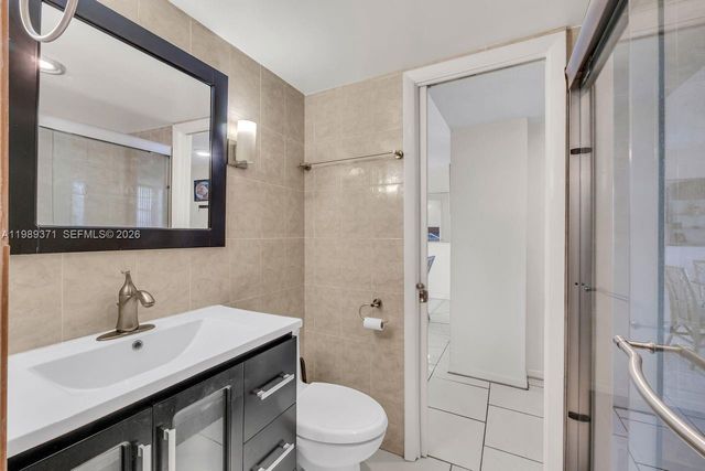 1825 S Ocean Dr 407, Hallandale Beach, FL 33009