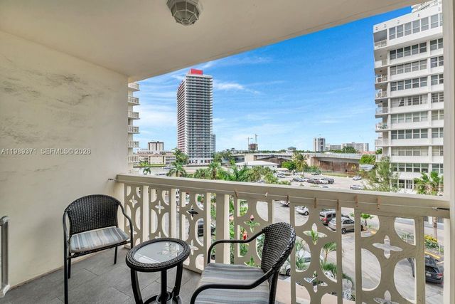 1825 S Ocean Dr 407, Hallandale Beach, FL 33009