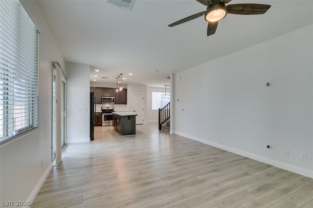 6633 Autumn Breeze Street, Las Vegas, NV 89148