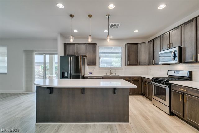 6633 Autumn Breeze Street, Las Vegas, NV 89148