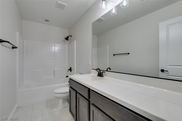 6633 Autumn Breeze Street, Las Vegas, NV 89148