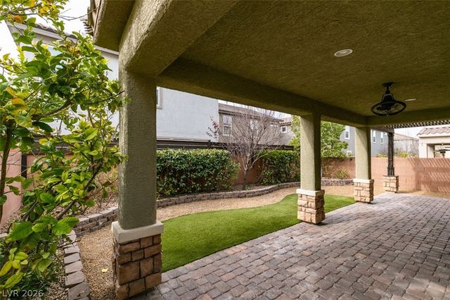 6633 Autumn Breeze Street, Las Vegas, NV 89148