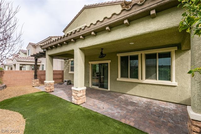 6633 Autumn Breeze Street, Las Vegas, NV 89148