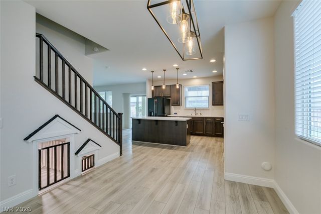 6633 Autumn Breeze Street, Las Vegas, NV 89148