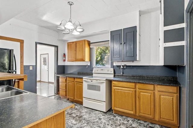 420 Madison Street, Sauk City, WI 53583
