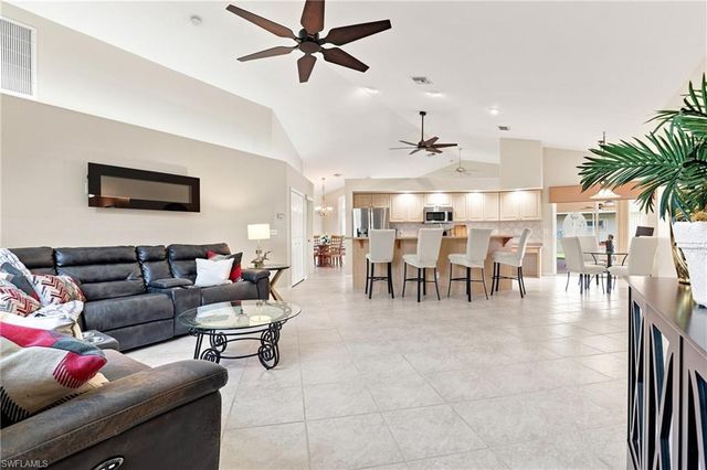 415 SE 13th AVE, Cape Coral, FL 33990
