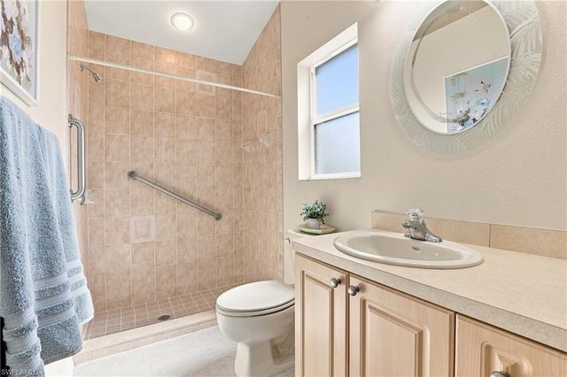 415 SE 13th AVE, Cape Coral, FL 33990