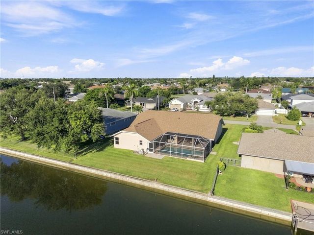 415 SE 13th AVE, Cape Coral, FL 33990