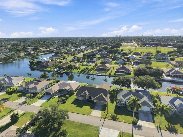 415 SE 13th AVE, Cape Coral, FL 33990