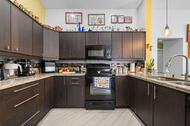 4334 Mahogany Ridge Dr 4334, Weston, FL 33331