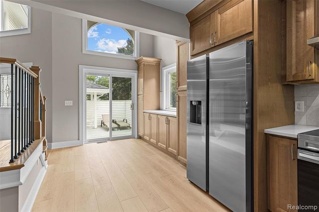 6552 Orion Road, Rochester Hills, MI 48306