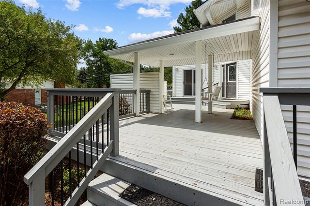6552 Orion Road, Rochester Hills, MI 48306