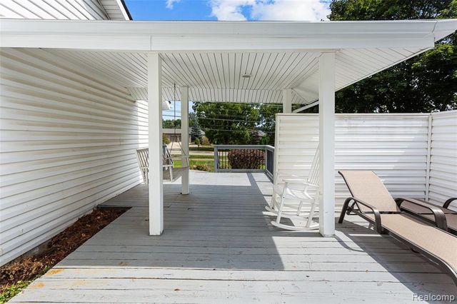 6552 Orion Road, Rochester Hills, MI 48306