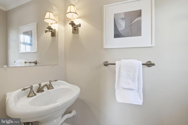 5006 NAHANT ST, Bethesda, MD 20816