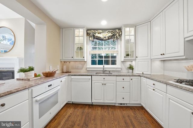 5006 NAHANT ST, Bethesda, MD 20816