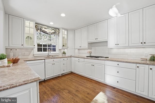 5006 NAHANT ST, Bethesda, MD 20816