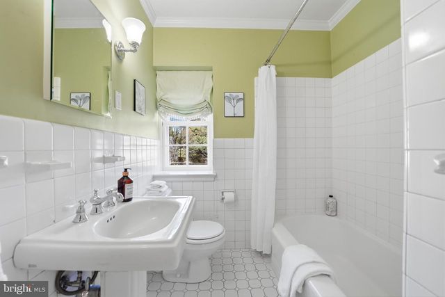 5006 NAHANT ST, Bethesda, MD 20816