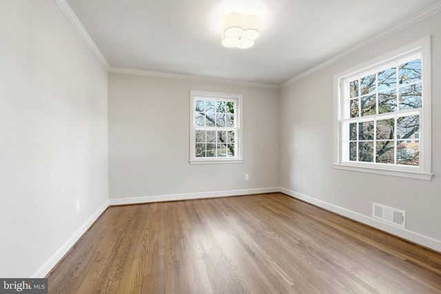 5006 NAHANT ST, Bethesda, MD 20816