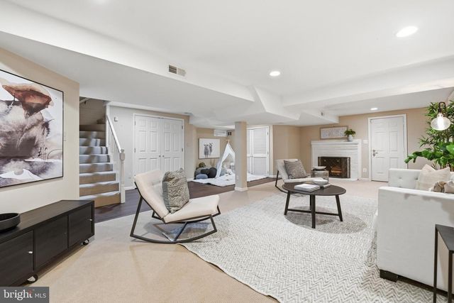 5006 NAHANT ST, Bethesda, MD 20816