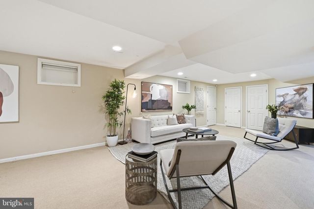 5006 NAHANT ST, Bethesda, MD 20816